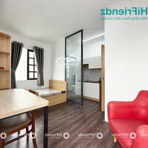 cho thuê chdv 1pn ban công ngay chợ hoàng hoa thám, ga t3, etown ưu đãi free tiền nhà tháng 6