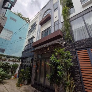 căn nhà 4 tầng mới hẻm xe hơi nguyễn văn vịnh, hiệp tân, tân phú
diện tích: 4x10m 6,3 tỷ bớt lộc