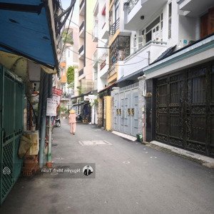 cho thuê nhà hẻm 6m trần quang diệu p14 quận 3 - 1t1l có sẵn nội thất cơ bản, ngay phố thời trang