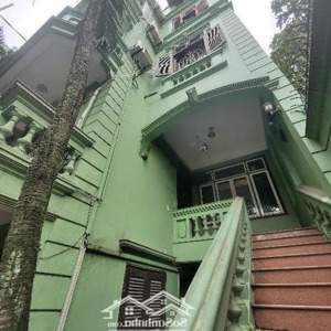 bán biệt thự trung tâm ba đình 102m2, ô tô 7 chỗ, cách 1 nhà ra mặt phố, gần lăng bác, 25 tỷ