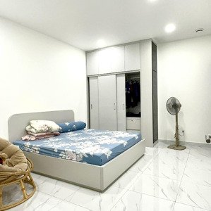 bán nhà mặt phố d19, 15 tỷ, 300m2, 6pn, 3wc, mt 10m, pháp lý đầy đủ tại thuận an, bình dương