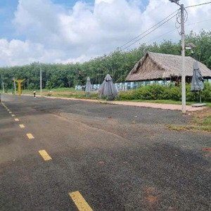 đất sẵn thổ cư ,mặt tiền đường nhựa, dân cư có sẵn