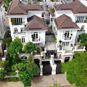 giá tốt nhất! bán biệt thự cityland riverside quận 7. dt 15x26m. hầm - 4 tầng. giá bán: 79 tỷ