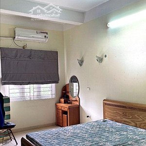 cho thuê nhà phố yên bái 2, ngõ ô tô. diện tích 55m2 x 4 tầng. mặt tiền 4,5m. giá 17,5 triệu.