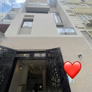 bán nhà gần nguyễn thị thập ,q7, 50m2, giá chỉ 10,8 tỷ.