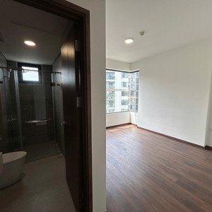 bán gấp căn 2pn 2wc góc - thiết kế bếp đảo - view võ văn kiệt - giá chỉ 4ty35 bao thuế phí