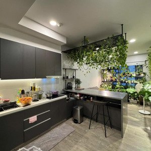 bán gấp căn 2pn 1wc - full nội thất cao cấp - đã có sổ hồng công chứng ngay - hỗ trợ vay