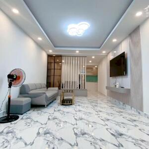 BÁN NHÀ 40M2 NGUYỄN TRỌNG TUYỂN, 3 TẦNG MỚI XÂY, FULL NỘI THẤT, NHỈNH 6 TỶ