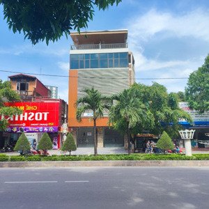 cho thuê nhà 321 quang trung - đông vệ thành phố thanh hóa - mặt tiền 9m. diện tích sàn 135 m2