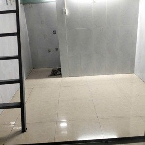 chính chủ cho thuê phòng trọ tại nguyễn thị đành. diện tích 20m2, cho thuê 1.3 triệu/tháng