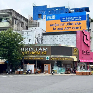 chính chủ gửi cho thuê góc 2mt nguyễn trãi, p8, q5. dt: 4x16m. 