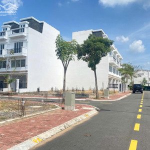 đất mt ql1a gần trung tâm aeon tân an 1.1tỷ/65m2 thổ cư đẹp, tiện ích đủ, sổ riêng, sang tên ngay