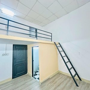 phòng trống sẵn full nội thất ngay trường cđ công nghệ thông tin, đh văn hiến, gần đầm sen, âu cơ