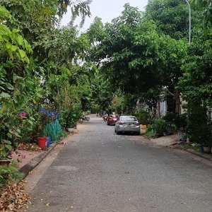 bán gấp lô đất đối diện công viên đã có móng kdc 13e intresco giá 4.8 tỷ