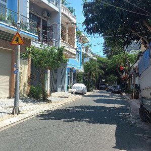 bán nhà 1 trệt 2 lầu 92m full thổ cư đường trần bình trọng tp vũng tàu. giá bán: 9.6 tỷ