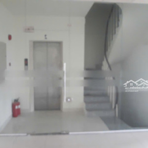 cho thuê văn phòng khu thương mại phú mỹ hưng quận 7, giá thuê 18 triệu/tháng