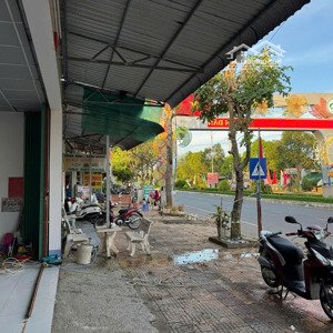 bán nhà mặt tiền đường hùng vương, trung tâm ngã sáu cần thơ,nở hậu đẹp, kinh doanh đa ngành nghề