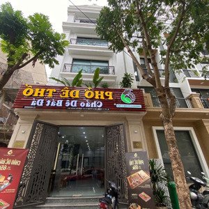 cho thuê nhà phố cự lộc, thanh xuân. nhà đẹp. dt 120m2, mặt tiền 7m, 6 tầng thang máy. giá 75tr/th