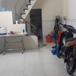 nhà 1 trệt 1 lầu hoàn công đầy đủ hẻm đường 102, p. tăng nhơn phú a, dt 25m²/2.2 tỷ