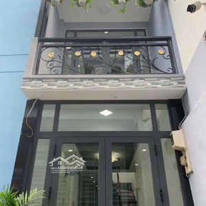 nhà mặt tiền đường hiền vương. 4m x 22.4m, nhà 1 trệt 1 lầu