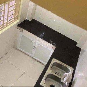 cho thuê nhà 1 trệt 1 lầu dt 30 m2, 2 wc, máy lạnh giá tốt- đ.số 49, p. hiệp bình chánh