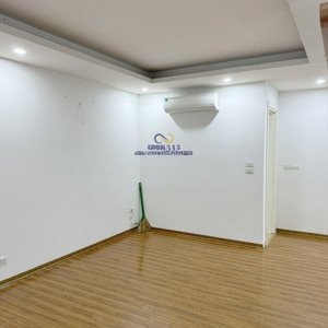 cho thuê 2 ngủ chung cư udic 122 vĩnh tuy rộng 68m2 vào ở luôn lh 