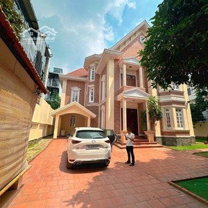 bán biệt thự pháp khu trần ngọc diện, p. thảo điền, q. 2. dt 20x36m. cn 725m2. giá 115 tỷ