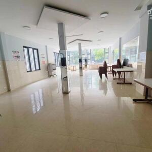 Cho thuê mặt bằng LÔ GÓC Lương Nhữ Học - Ngang 15m