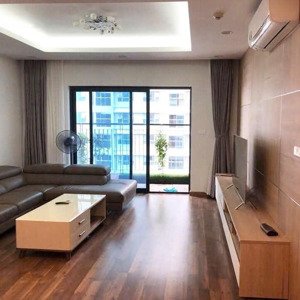 nhà em thiện trí cho thuê căn 2 & 3pn ở tràng an complex, có slot oto, full option , view hồ tây