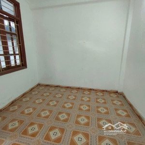 cho thuê nhà bằng liệt - linh đàm 31m2, 5 tầng, 3pn - vừa ở vừa kinh doanh - ngõ thông ô tô qua
