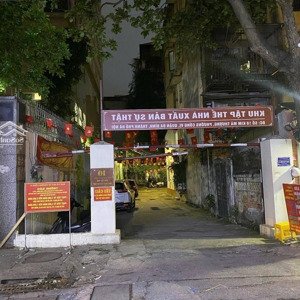 bán nhà tập thể số 10 kim mã thượng nhà xuất bản sự thật - ba đình - tầng 3 - có sổ
