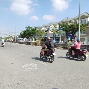 cần bán nhà phố 1 trong 6 lô đăc biệt mặt tiền liên phường khu tháp mười merita kđ, q9 140m2, 27 tỷ