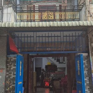 nhà dĩ an, lầu trệt đã hoàn công - đường xe tải rộng rãi