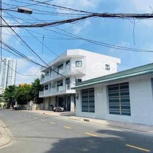 cho thuê mb mới 100% dt 5,5x12m - kd đa ngành nghề - mặt tiền đường lớn gần quốc hương, thảo điền