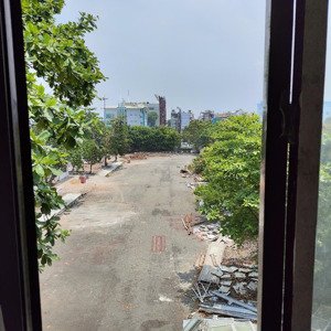cho thuê 01 phòng ở (14,9 m2) và 01 phòng khách (19,4 m2)