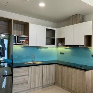thị trường còn căn 2pn 2wc giá tốt tại the sunavenu đang cho thuê