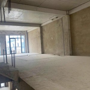 nhà thô sổ hồng giá tốt - vị trí đẹp 7x20m- hầm + 4 lầu kế trung tâm thương mại vạn phúc city