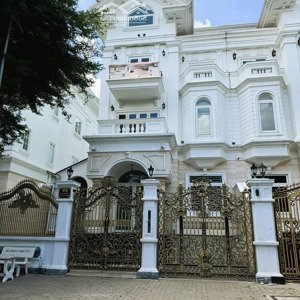 bán biệt thự siêu đẹp siêu hiếm ngay nguyễn văn hưởng, thảo diền, giá chỉ 65 tỷ