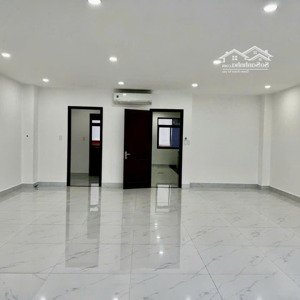chính chủ cho thuê toà nhà văn phòng có hầm để xe ,lối đi thang máy giá từ 12tr đến 15 triệu/tháng