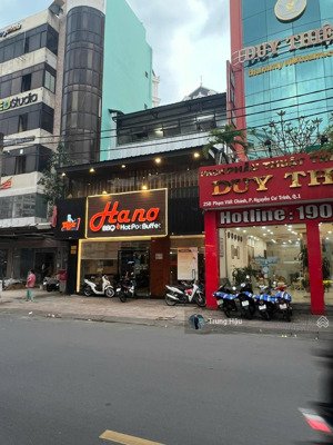Siêu Vị Trí Mt Phạm Viết Chánh Quận 1 - Dt 9 X 16m - Nh 13m - 3 Tầng - Hđt 300 Triệu - Giá 60 Tỷ
