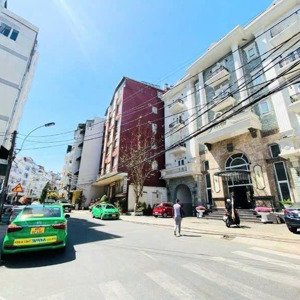 khách sạn lõi trung tâm p1 7 tầng hoàn công 41 phòng hạ còn 46 tỷ