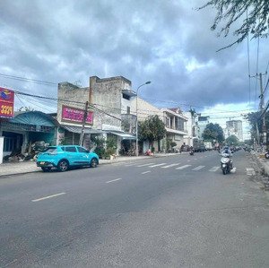 nhà hẻm 2,5m đường phước long, nha trang. cách biển 10 phút xe máy. giá 3ty950