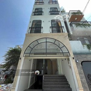 bán căn hộ dịch vụ thu nhập 40 tr / tháng. có thang máy. ngay phạm văn đồng. đường thông