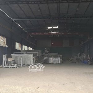 cho thuê xưởng dt 400m2 giá 40tr ql1a q12