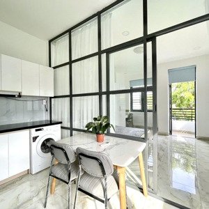 cho thuê cc mini 1pn, 1wc, 55m2, giá chỉ với 9.x 10.x triệu tại hoàng sa, p12, q3, hcm sát cầu tqd