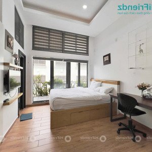 căn hộ sang trọng full nội thất, ban công-free gym, hồ bơi, dọn dẹp phòng sát đầm sen