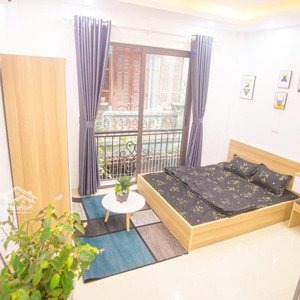phòng đẹp ban công full đồ ngay trung tâm thanh xuân