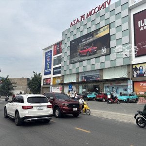 biệt thự vị trí vàng nằm giữa lòng trung tâm xầm uất ngay vimcom lê văn việt - cạnh xa lộ hà nội