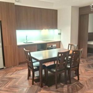 Cho thuê căn hộ cao cấp tại Tô Ngọc Vân, Tây Hồ, 2PN, đầy đủ nội thất hiện đại, sang trọng