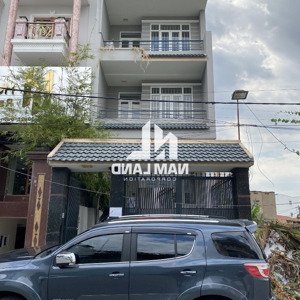 cho thuê nhà ngang 5m hầm 4 lầu làm showroom, văn phòng ngay vòng xoay trần não, lương định của